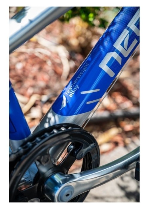 Велосипед 20" Apollo NEO 6s boys Brushed Alloy / Black / Blue Fade