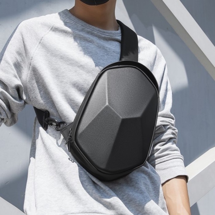 Сумка з однією лямкою Mark Ryden Mini Carbon MR7507