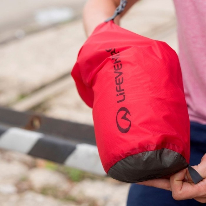 Чохол Lifeventure Ultralight Dry Bag red 2