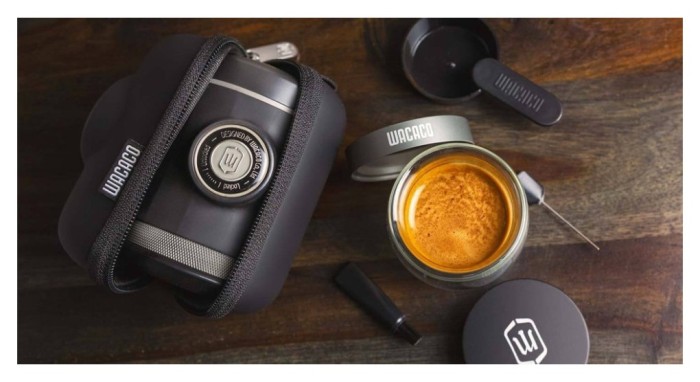 Портативна еспресо-кавоварка Wacaco Picopresso, механічна, для меленої кави
