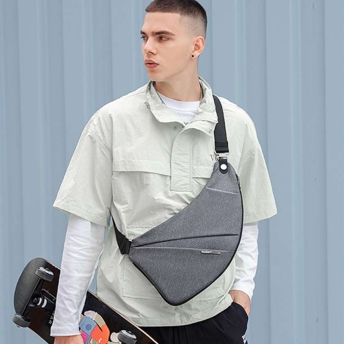 Сумка на плече Mark Ryden Halfmoon MR2206