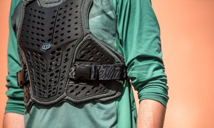 Захист тіла TLD ROCKFIGHT CE FLEX CHEST PROTECTOR [BLACK] XL/XXL