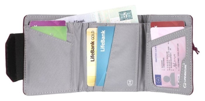 Lifeventure гаманець Recycled RFID Wallet plum