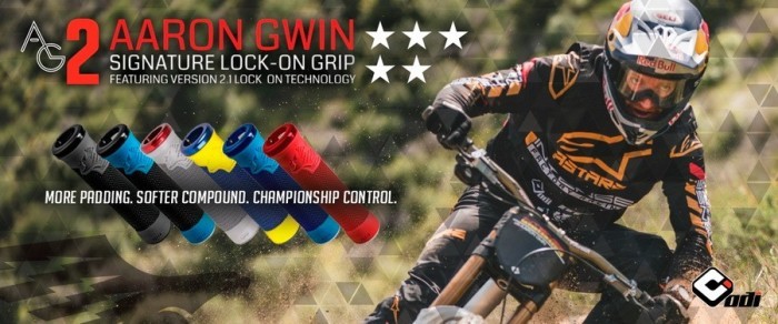 Гріпси ODI AG-2 Signature V2.1 Lock-On Grips - Red/Fire red w/ Red Clamps, червоні з червоними замками