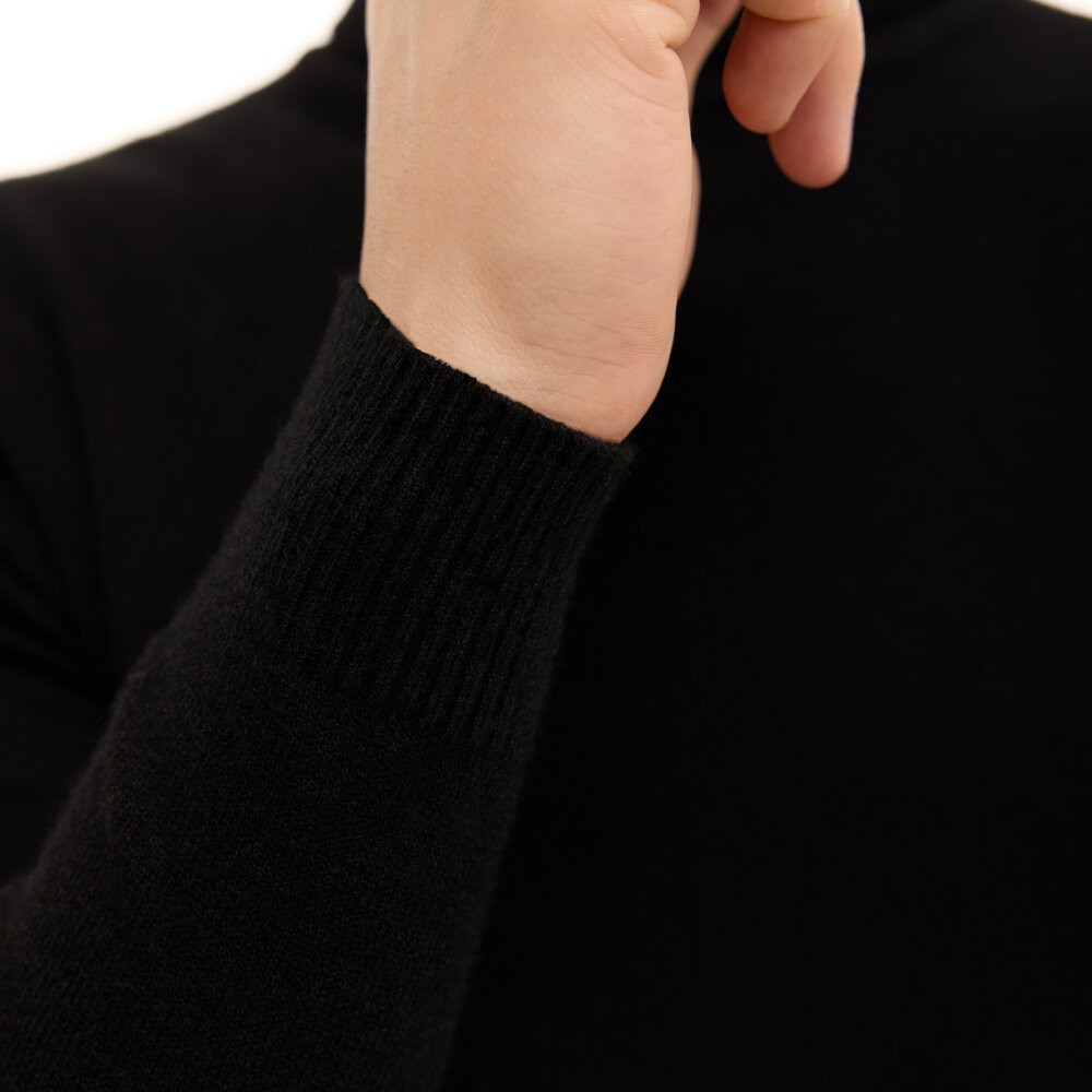 Чоловічий гольф Pobedov Neck. Чорний гольф для чоловіків осінній весняний