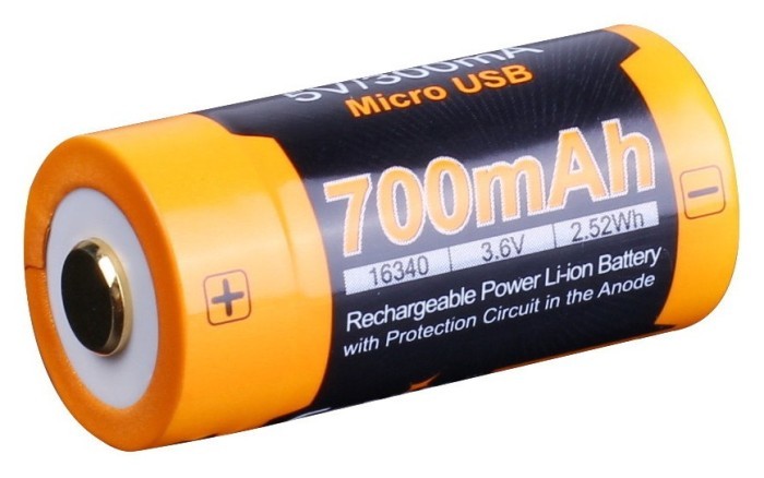 Акумулятор 16340 Fenix 700 UP mAh Li-ion micro usb зарядка