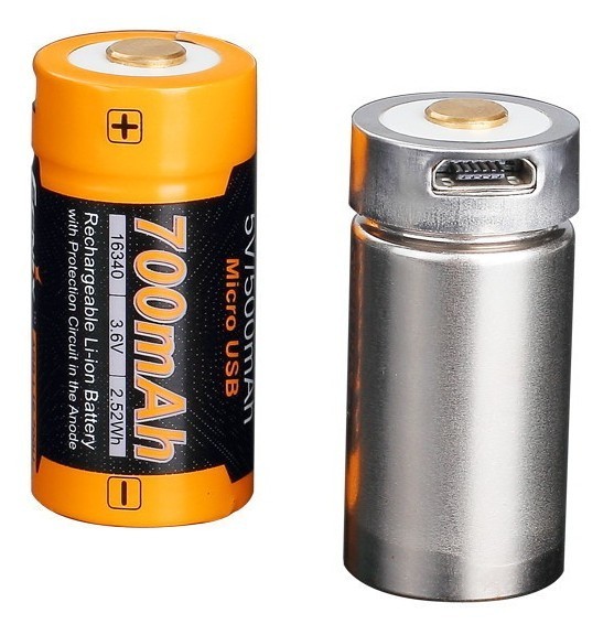 Акумулятор 16340 Fenix 700 UP mAh Li-ion micro usb зарядка