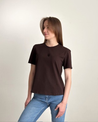 Шоколадна базова жіноча футболка Pobedov Freedom. Бавовняна трендова шоколадна жіноча футболка