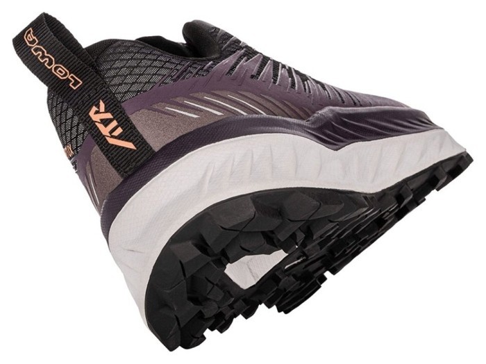 Кросівки LOWA Fortux для жінок blackberry-melon