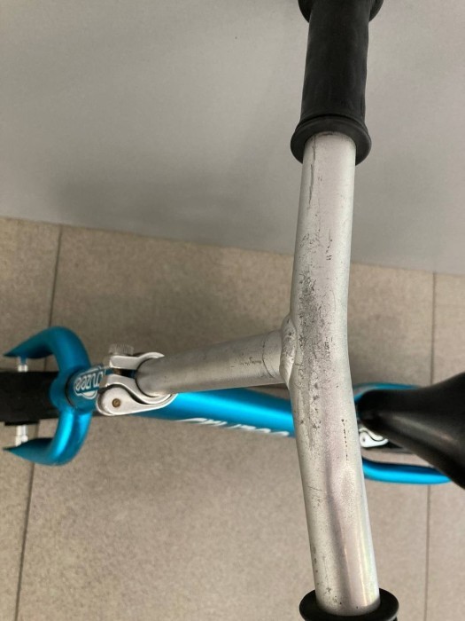 Біговел (велобег) CRUZEE 12" чорно-синій (б/у)