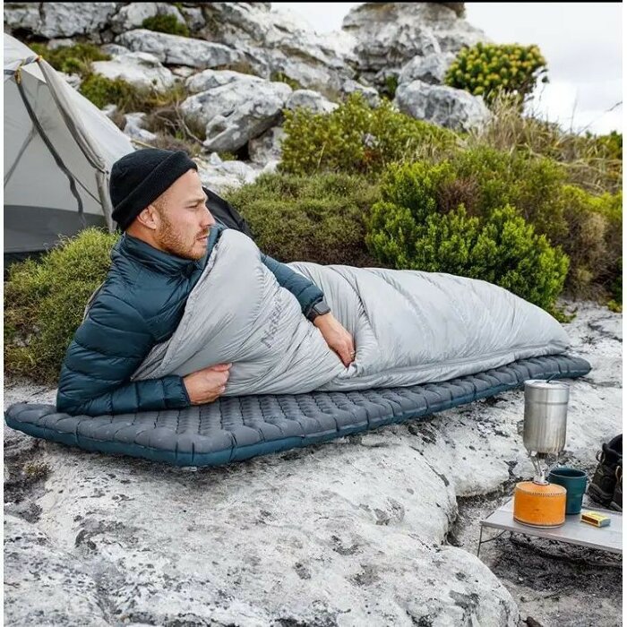 Матрац туристичний надувний одномісний Naturehike CNH22DZ018, надлегкий, 196x64x7 см, чорний, для туризму із мішком для надування