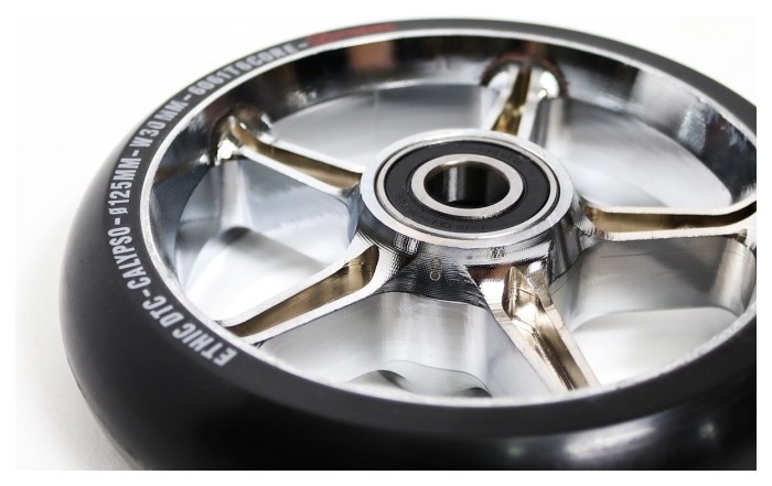 Колесо для трюкового самокату Ethic Calypso V1.5 Pro 125мм x 30мм - Chrom