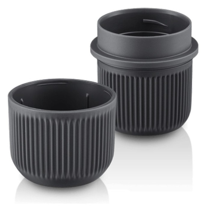 Портативна еспресо-кавоварка Wacaco Nanopresso сіра з чохлом, механічна, для меленої кави