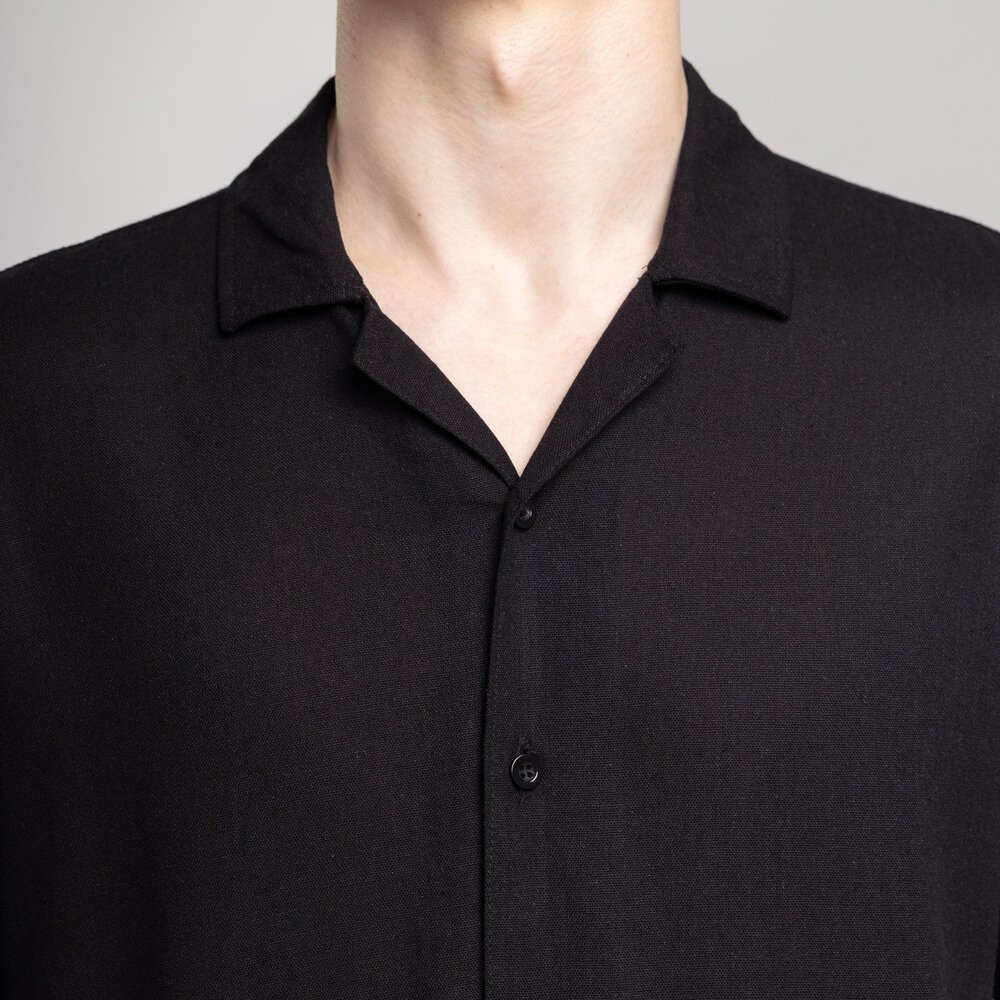 Чоловіча сорочка з коротким рукавом чорна Pobedov Marsel