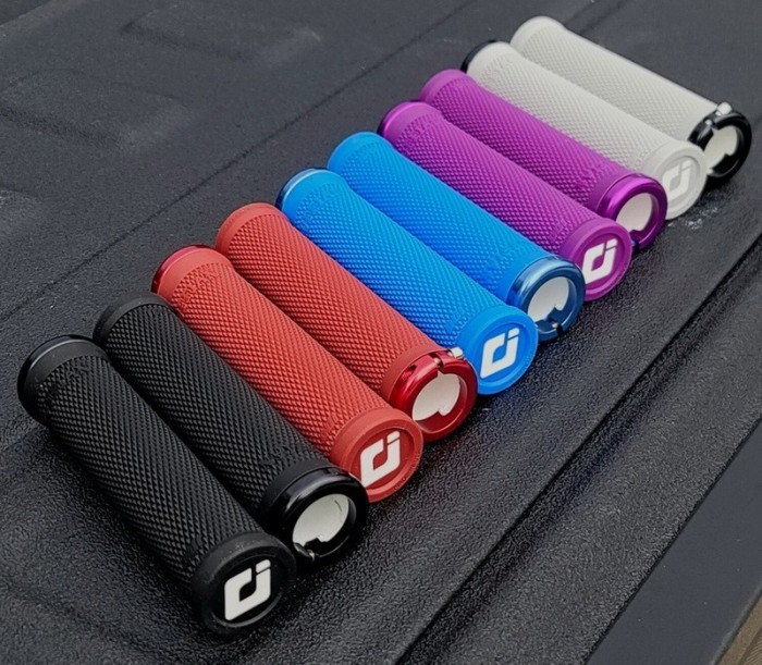 Грипси ODI Ruffian v2.1 Lock-On MTB 135mm Purple