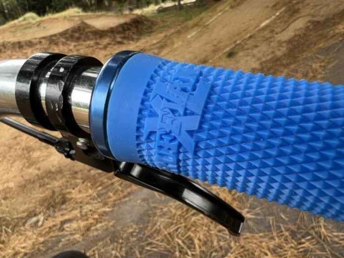 Грипси ODI Ruffian XL v2.1 Lock-On MTB 135mm Blue