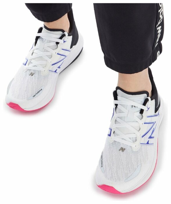 Кросівки New Balance FuelCell Propel жіночі Білі