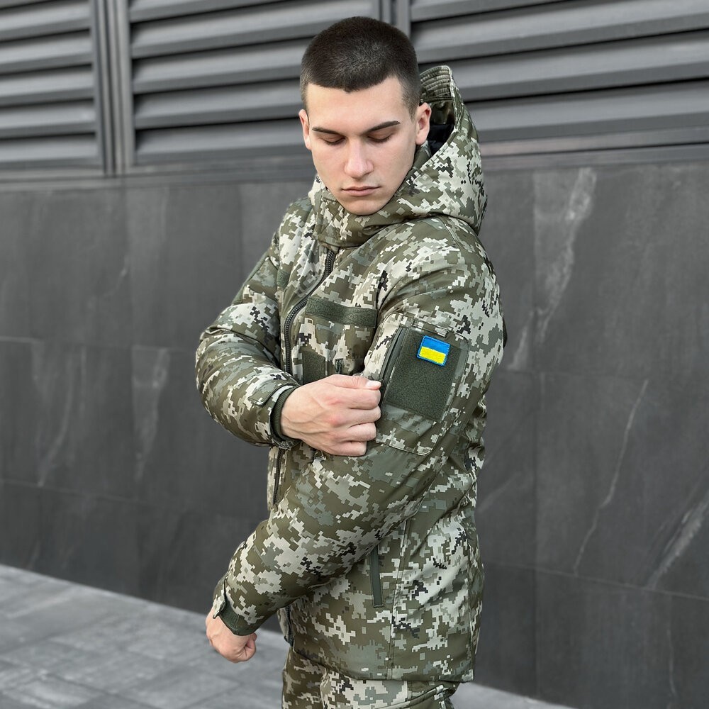 Чоловіча зимова піксельна куртка з капюшоном Pobedov Winter Jacket Motive ЗИМА В2