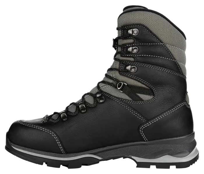 Ботинки LOWA Yukon Ice II GTX black