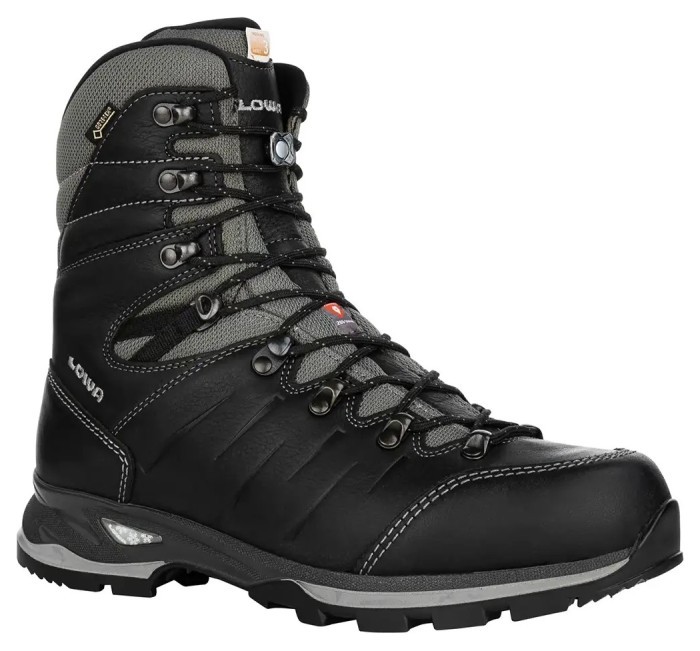 Ботинки LOWA Yukon Ice II GTX black