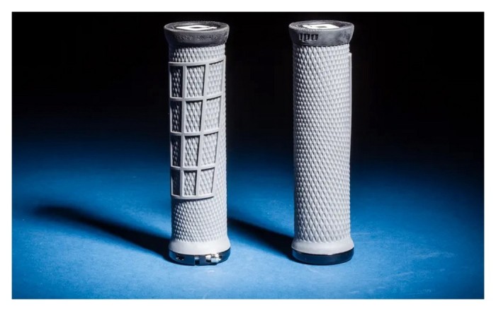 Грипси ODI Elite Flow, V2.1 Lock-On, Mint w/Black Clamp, м'ятні із чорними замками