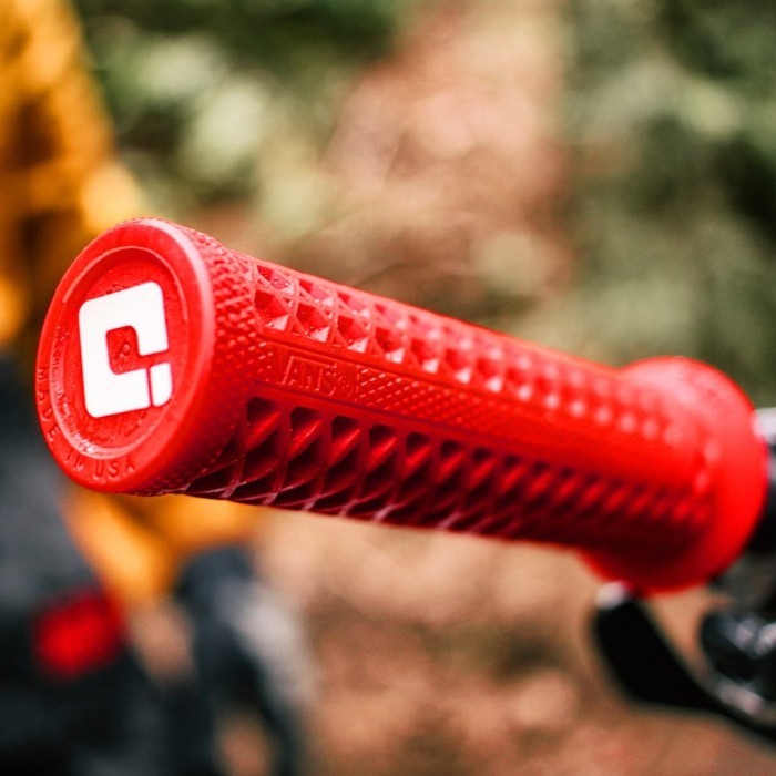 Грипси ODI Vans® Lock-On Grips Чорні з білими замками