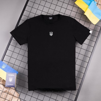 Футболка чоловіча однотонна чорна Pobedov Peremoga - Герб біла вишивка