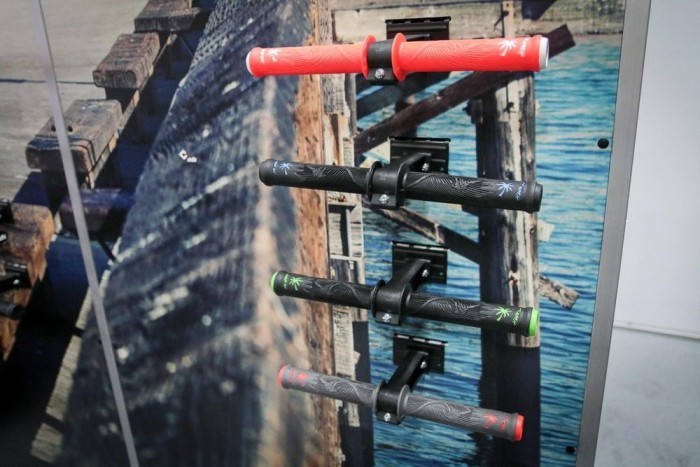 Гріпси ODI Hucker Signature 160mm w/Flange Black