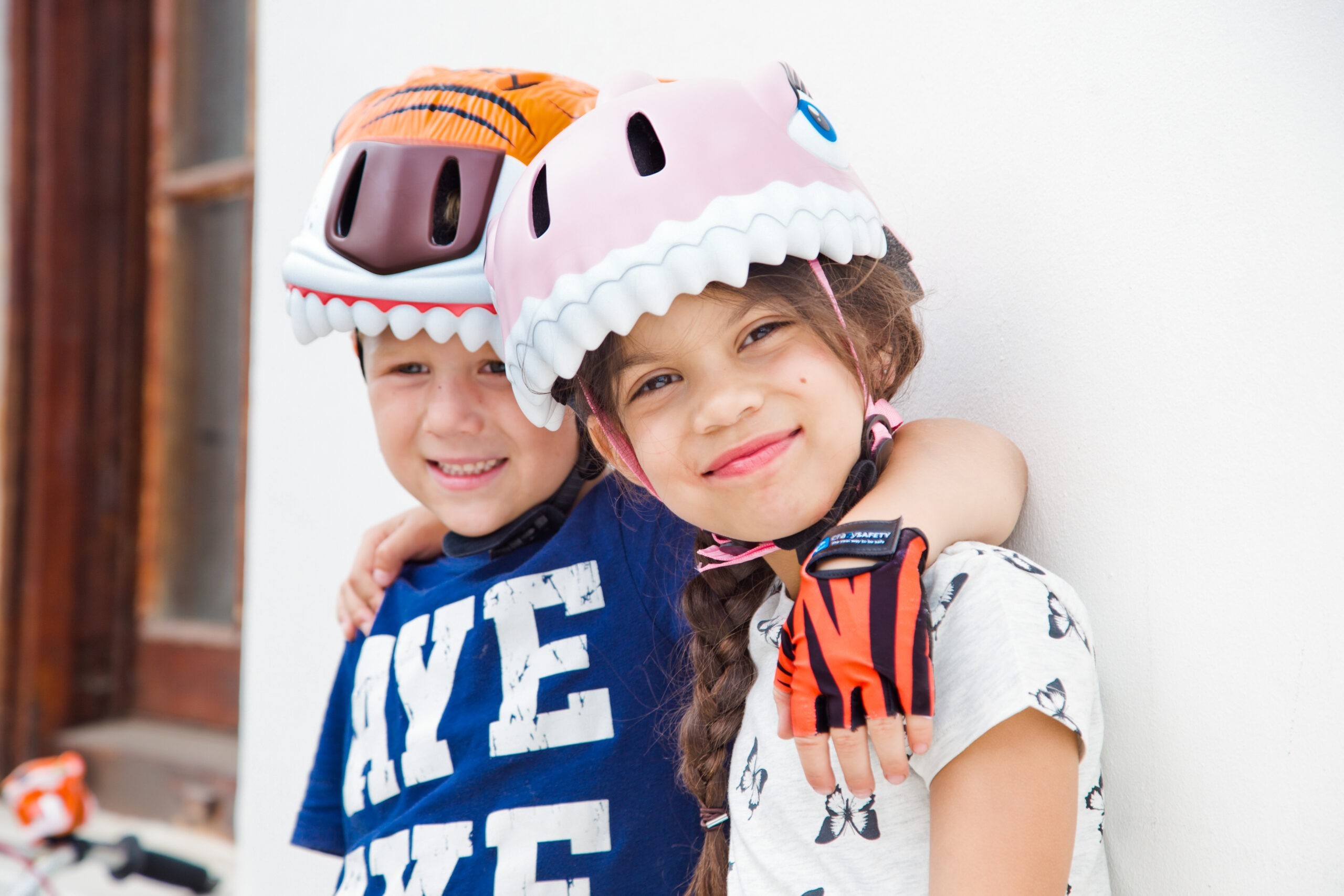 Шолом Crazy Safety Pink Shark