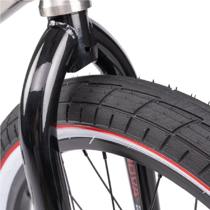 Велосипед WeThePeople NOVA Complete Bike glossy raw TT20.5" Cassette (сірий)